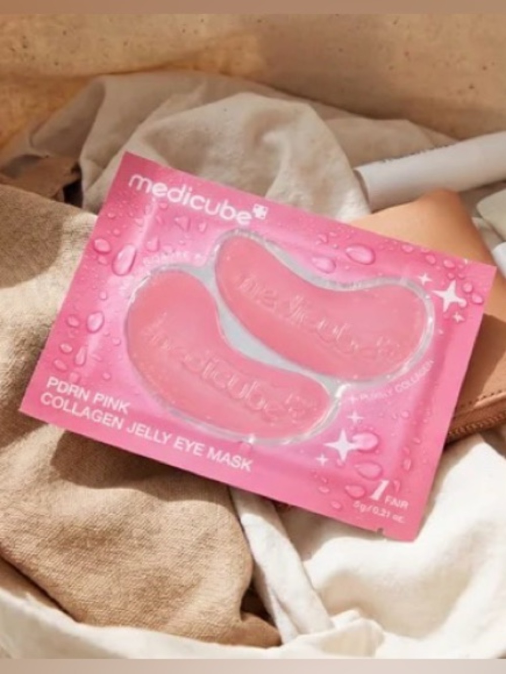 Medicube - PDRN Pink Collagen Jelly Eye Mask (1) - Picture 3 of 5